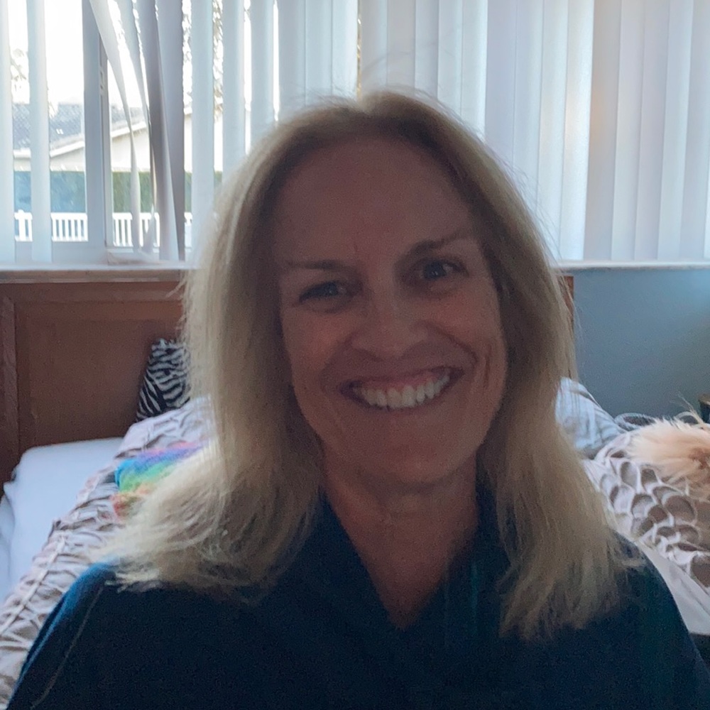 Meet your Posher, Debbie